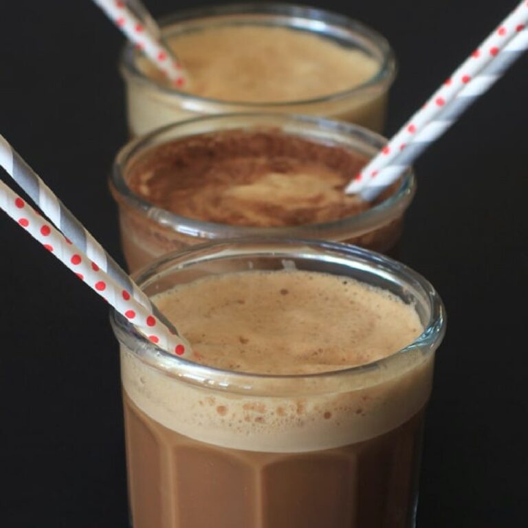 3 glasses filled with cinnamon, almond mocha, and straws.