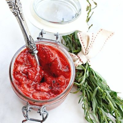 Strawberry Lemon Tarragon Sauce//The Spicy RD