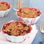 Oatmeal Berry Chia Crisp//The Spicy RD