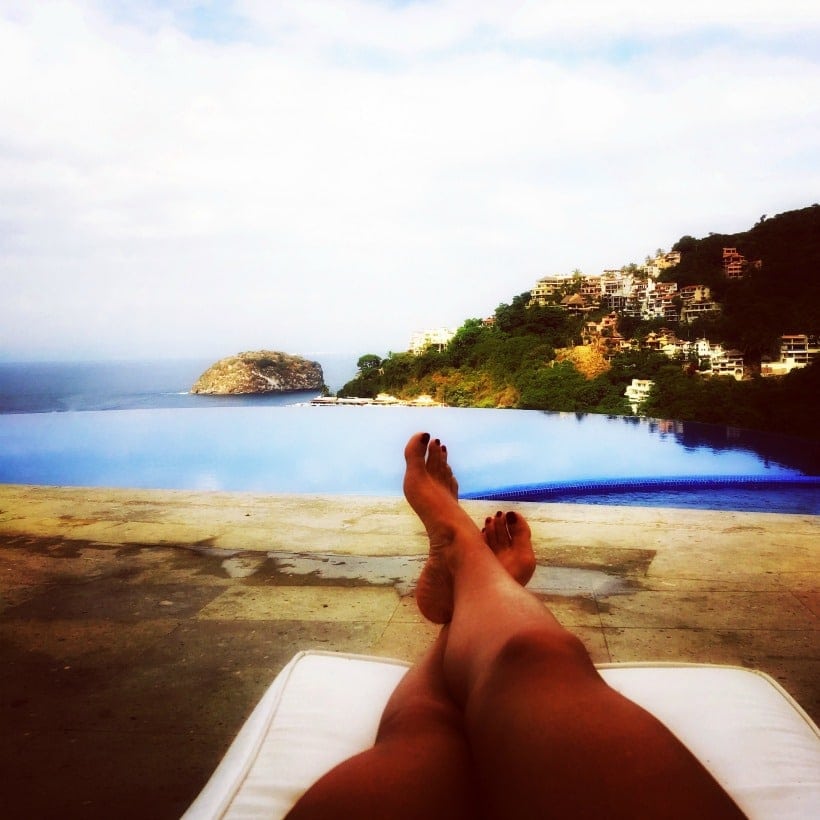 Happiness in hanging out by the pool in Puerto Vallarta | EA Stewart, Spicy RD Nutrition